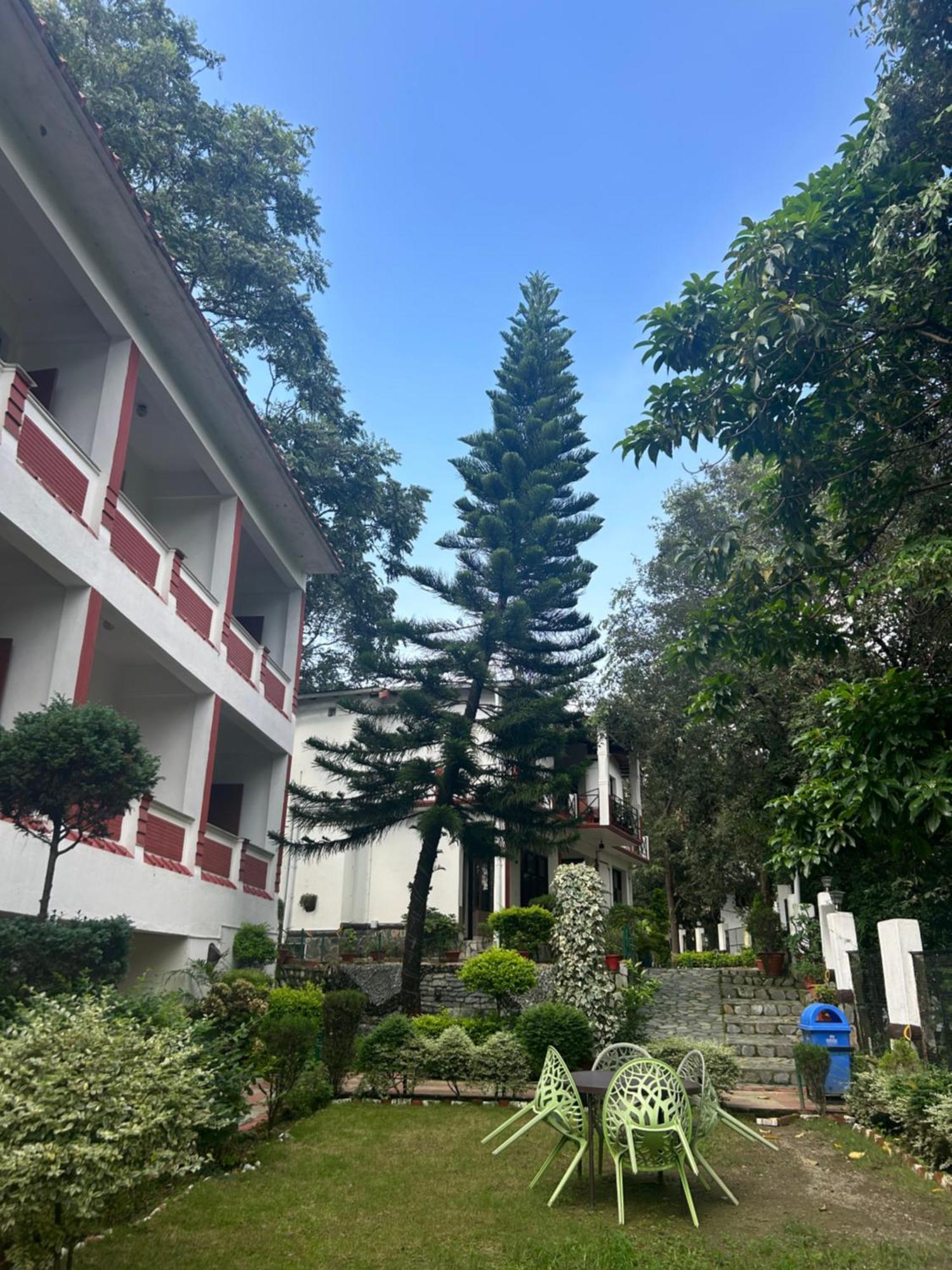 Hotel Maya Regency Bhīm Tāl 외부 사진