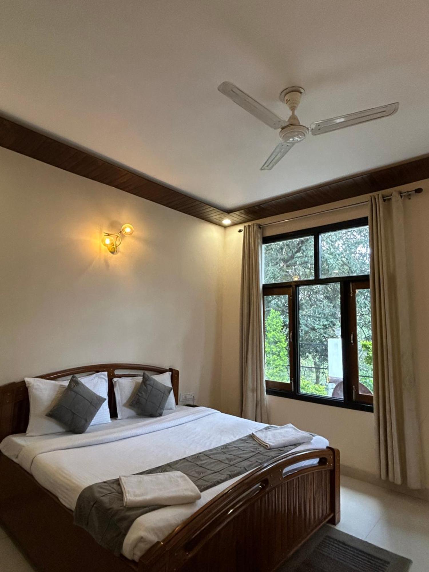 Hotel Maya Regency Bhīm Tāl 외부 사진